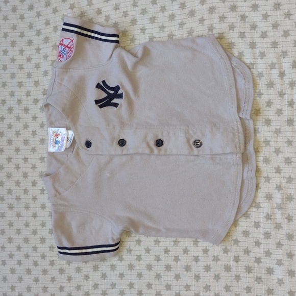 Three Outfit Bundle with BONUS Hoodie - Picture 12 of 16